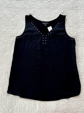 NWT Fortune+Ivy Black V-Neck Stud-Trim Sleeveless Blouse Bikercore Rocker Gothic